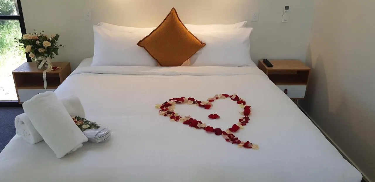 The Bower At Broulee Hotel Resort
